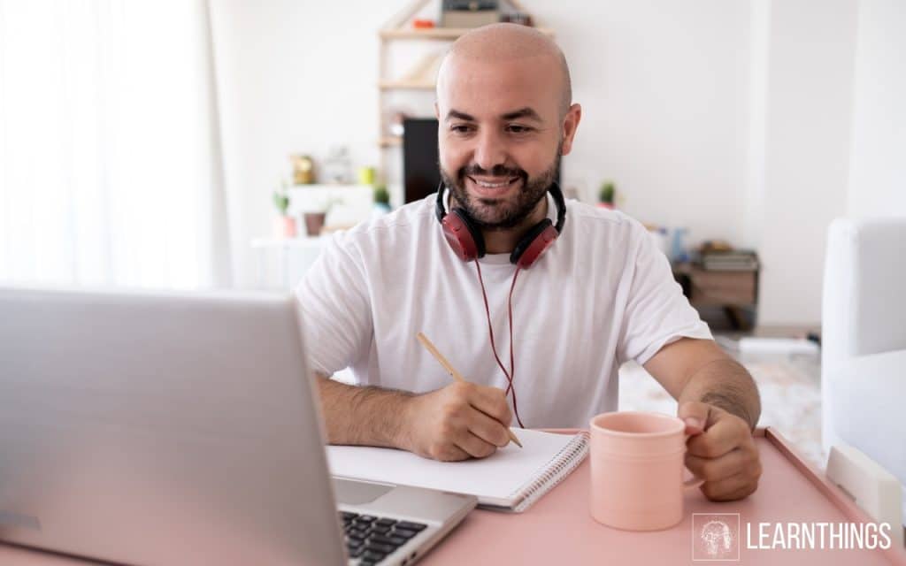 Se former pendant ses heures de travail