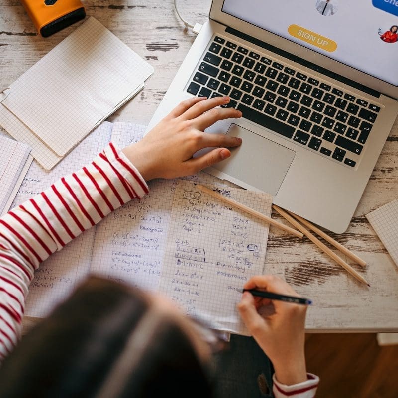 Le guide des formations diplômantes rémunérées 3 CHOISIR SA FORMATION DIPLÔMANTE RÉMUNÉRÉE