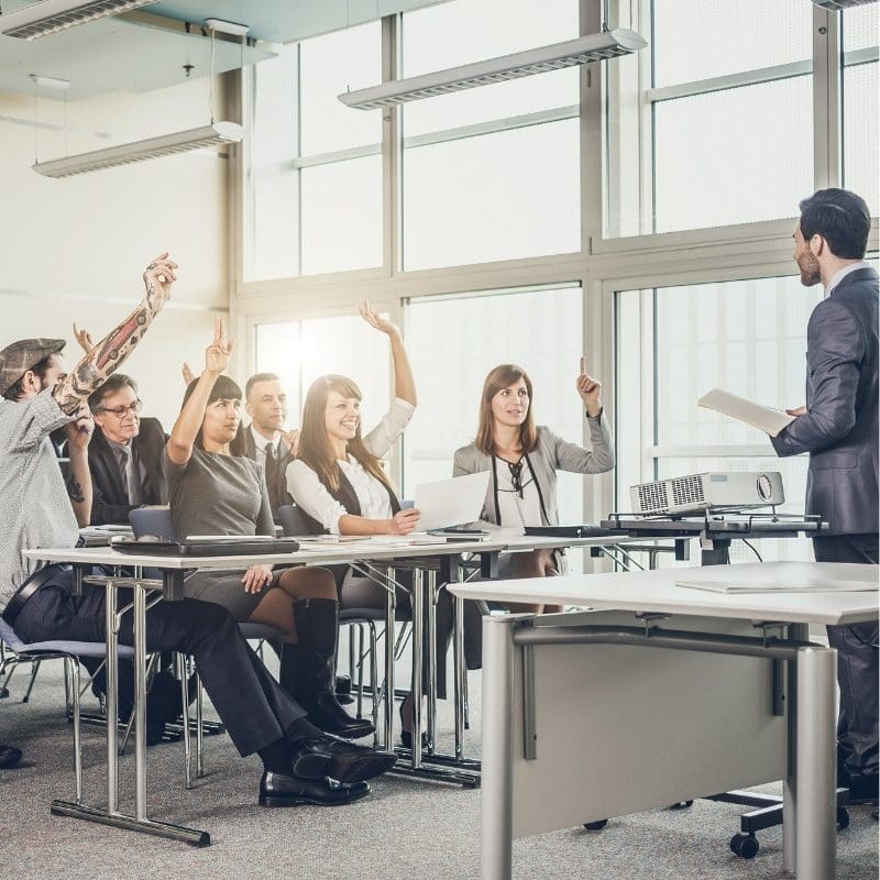 FORMATIONS ACCESSIBLES TOUT AU LONG DE LA VIE PROFESSIONNELLE