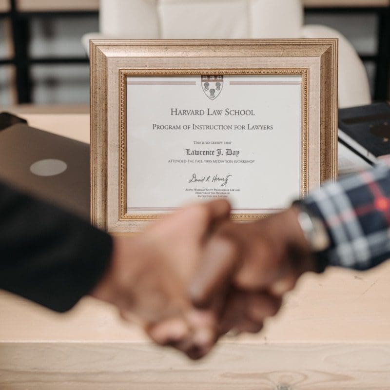 Qu'est-ce qu'une formation diplômante ? 3 VALEUR-ET-LA-RECONNAISSANCE-DES-DIPLOMES-SUR-LE-MARCHE-DU-TRAVAIL
