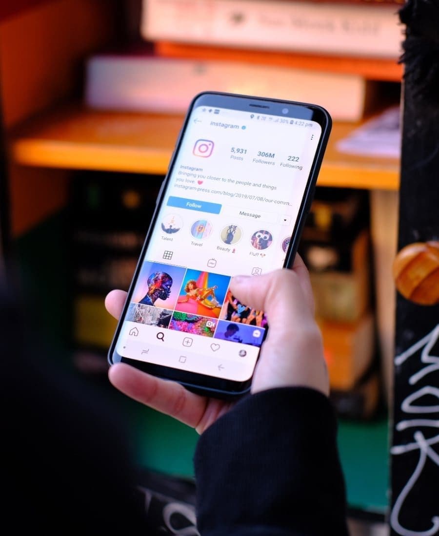 Comment devenir influenceur sur Instagram en 2026 ? 1 Choisir une niche et se spécialiser